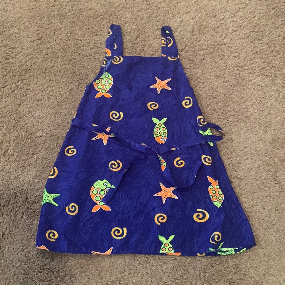 Girl’s dress